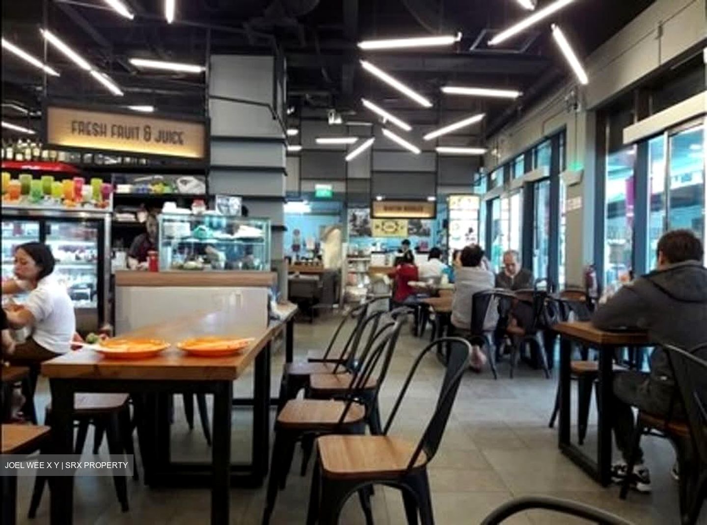 Zhongshan Mall (D12), Retail #559805411